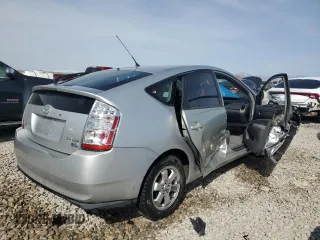 2006 Toyota Prius with VIN JTDKB20U667077389, listed as a Copart auction lot 52586885 with 257,289 mi miles and Salvage Title. Bid and sale history available at DreamBid. Image 3.