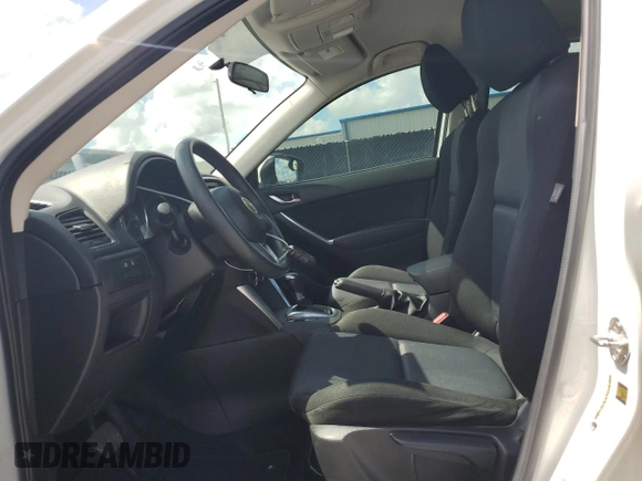 2015 Mazda CX-5 Sport z VIN JM3KE2BE6F0546994, wystawiony jako Copart lot #61948075 z przebiegiem 111 845 mil mil oraz Czysty tytuł • Clean title. Historia ofert i sprzedaży dostępna na DreamBid. Obrazek 7.