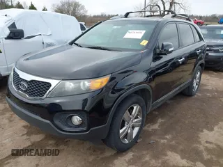 2012 Kia Sorento EX with VIN 5XYKU4A2XCG284563, listed as a IAAI auction lot 41753526 with 206,900 mi miles. Bid and sale history available at carsss.com. Image 2.