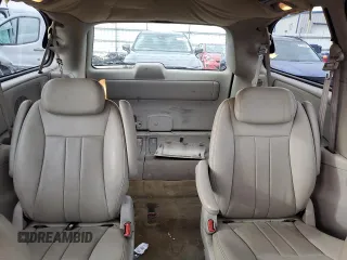 2005 Dodge Caravan SXT with VIN 2D4GP44L25R456250, listed as a Copart auction lot 83081644 with 277,196 mi miles and Salvage Title. Bid and sale history available at DreamBid. Image 10.