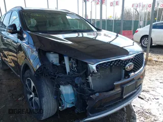 2016 Kia Sorento EX with VIN 5XYPHDA12GG020664, listed as a IAAI auction lot 41476594 with 111,892 mi miles and . Bid and sale history available at DreamBid. Image 6.
