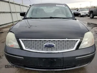2007 Ford Five Hundred SEL z VIN 1FAHP27167G105884, wystawiony jako Copart lot #85392784 z przebiegiem 231 253 mil mil oraz Szkoda całkowita • Salvage title. Historia ofert i sprzedaży dostępna na DreamBid. Obrazek 5.