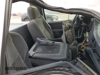 1999 GMC New Sierra 1500 SLE with VIN 1GTEC14T1XZ537103, listed as a Copart auction lot 81830714 with 398,610 mi miles and Salvage Title. Bid and sale history available at carsss.com. Image 10.