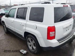 2016 Jeep Patriot Latitude with VIN 1C4NJPFAXGD749306, listed as a IAAI auction lot 41474439 with 94,767 mi miles and . Bid and sale history available at DreamBid. Image 3.