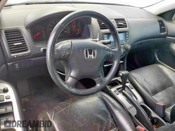 2005 Honda Accord EX-L z VIN 1HGCM56825A013329, wystawiony jako Copart lot #57798015 z przebiegiem 150 888 mil mil oraz Czysty tytuł • Clean title. Historia ofert i sprzedaży dostępna na DreamBid. Obrazek 8.
