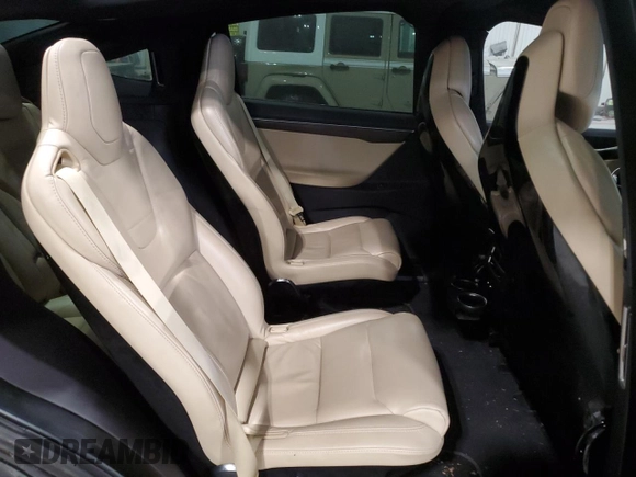 2016 Tesla Model X 70D z VIN 5YJXCBE25GF004035, wystawiony jako Copart lot #43964955 z przebiegiem 127 100 mil mil oraz Szkody całkowita. Historia ofert i sprzedaży dostępna na DreamBid. Obrazek 11.