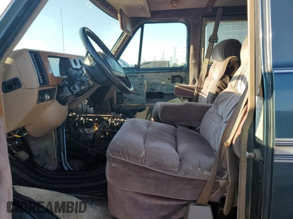 1995 GMC Vandura z VIN 1GDEG25K2SF543904, wystawiony jako Copart lot #68934904 z przebiegiem 949 271 mil mil oraz Szkoda całkowita • Salvage title. Historia ofert i sprzedaży dostępna na DreamBid. Obrazek 7.