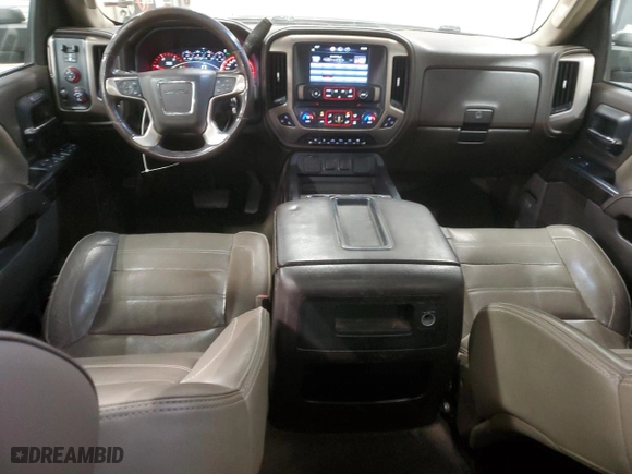 2015 GMC Sierra 2500HD Denali with VIN 1GT120E86FF525258, listed as a Copart auction lot 84499944 with 207,033 mi miles and Clean Title. Bid and sale history available at carsss.com. Image 8.