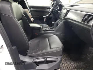 2023 Volkswagen Atlas SE z VIN 1V2KC2CA3PC228887, wystawiony jako Copart lot #85809214 z przebiegiem 17 480 mil mil oraz Szkoda całkowita • Salvage title. Historia ofert i sprzedaży dostępna na DreamBid. Obrazek 7.