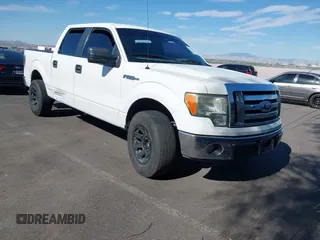 2012 Ford F-150 XL z VIN 1FTEW1CM8CKD97314, wystawiony jako IAAI lot #42704464 z przebiegiem Nie podano mil oraz . Historia ofert i sprzedaży dostępna na DreamBid. Obrazek 1.