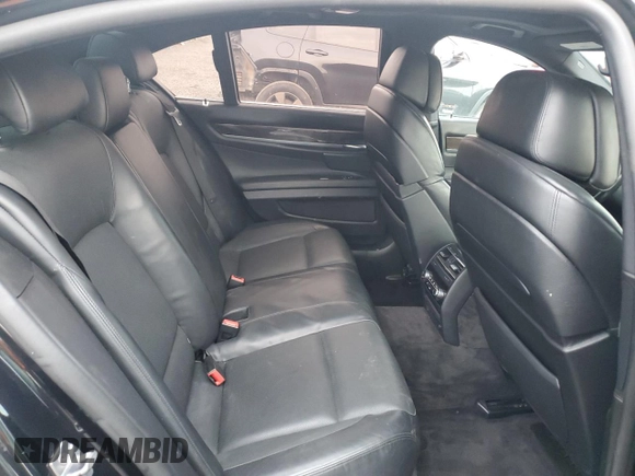 2011 BMW 7 Series 750i xDrive with VIN WBAKC6C54BC395163, listed as a Copart auction lot 82184484 with 74,331 mi miles and Clean title. Bid and sale history available at DreamBid. Image 10.