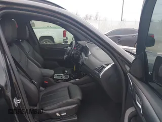 2022 BMW X3 sDrive30i with VIN 5UX43DP09N9J17924, listed as a IAAI auction lot 41586274 with 33,607 mi miles and . Bid and sale history available at DreamBid. Image 5.