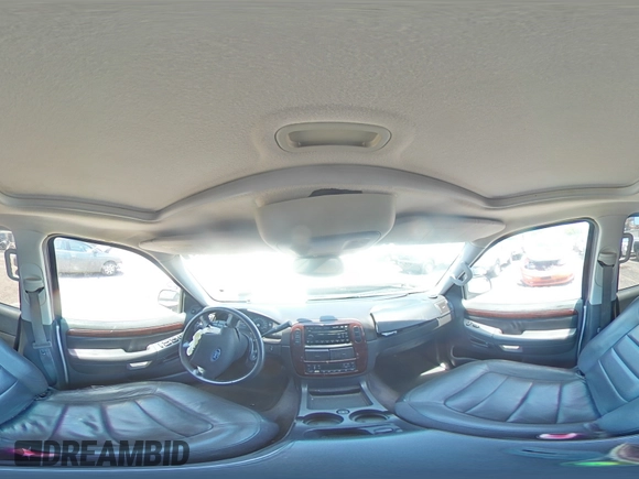 2004 Ford Explorer Limited z VIN 1FMZU65WX4ZA90248, wystawiony jako Copart lot #50164764 z przebiegiem Nie podano mil oraz Nie do naprawy • Non repairable. Historia ofert i sprzedaży dostępna na DreamBid. Obrazek 13.