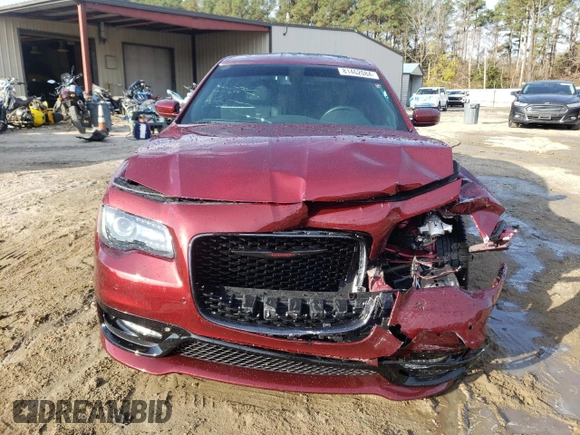 2021 Chrysler 300 with VIN 2C3CCABT2MH590516, listed as a Copart auction lot 81462084 with 17,780 mi miles and Salvage Title. Bid and sale history available at carsss.com. Image 5.