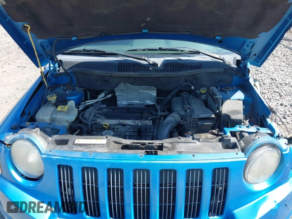 2008 Jeep Compass Sport with VIN 1J8FT47008D504995, listed as a IAAI auction lot 42091807 with Not Provided miles. Bid and sale history available at carsss.com. Image 10.