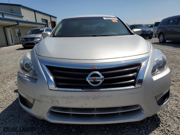 2015 Nissan Altima 2.5 SV with VIN 1N4AL3AP8FC179748, listed as a Copart auction lot 50363495 with 231,527 mi miles and Salvage Title. Bid and sale history available at carsss.com. Image 5.