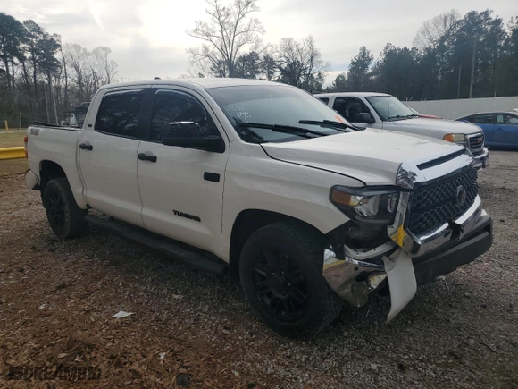 2021 Toyota Tundra 2WD SR5 with VIN 5TFEY5F16MX288101, listed as a Copart auction lot 46713405 with 83,485 mi miles and Salvage Title. Bid and sale history available at carsss.com. Image 4.
