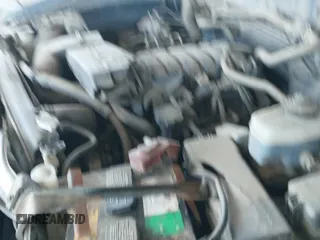 2005 Toyota Tundra SR5 с VIN 5TBET34155S481586, выставлен на аукционе IAAI как лот 42753541 с пробегом 245 105 миль миль и . История ставок и продаж доступна на DreamBid. Изображение 20.