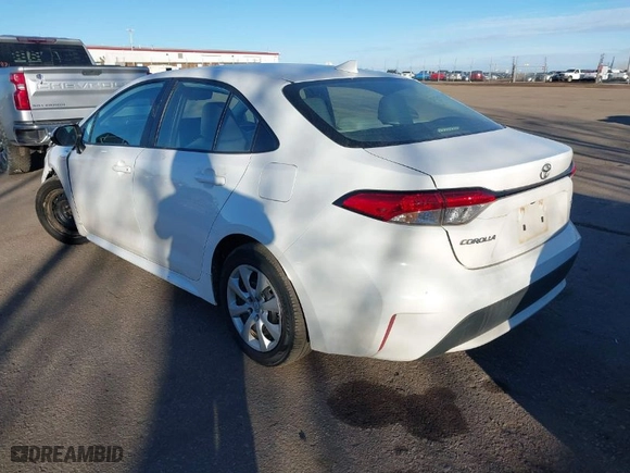2022 Toyota Corolla LE with VIN 5YFEPMAEXNP381338, listed as a IAAI auction lot 41480772 with 41,305 mi miles. Bid and sale history available at carsss.com. Image 3.