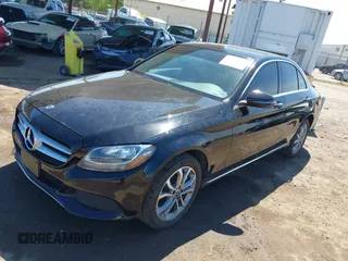 2018 Mercedes-Benz C 300 z VIN 55SWF4KB3JU234505, wystawiony jako IAAI lot #41871944 z przebiegiem 46 454 mil mil oraz . Historia ofert i sprzedaży dostępna na DreamBid. Obrazek 18.