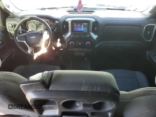 2022 Chevrolet Silverado 1500 LT with VIN 1GCUYDED8NZ167335, listed as a Copart auction lot 88039815 with 117,047 mi miles and Non Repairable. Bid and sale history available at DreamBid. Image 8.