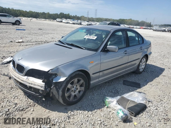 2005 BMW 3 Series 325i with VIN WBAET37415NJ84914, listed as a Copart auction lot 69404704 with 175,029 mi miles and Salvage Title. Bid and sale history available at carsss.com. Image 1.