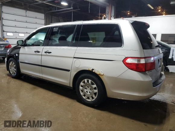 2005 Honda Odyssey LX with VIN 5FNRL38285B031835, listed as a Copart auction lot 49467425 with 226,140 mi miles and Clean Title. Bid and sale history available at carsss.com. Image 2.