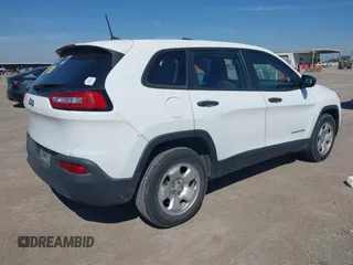 2017 Jeep Cherokee Sport with VIN 1C4PJMAB1HW668725, listed as a IAAI auction lot 41589425 with 185,316 mi miles. Bid and sale history available at carsss.com. Image 4.