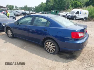 2009 Mitsubishi Galant ES z VIN 4A3AB36FX9E018031, wystawiony jako IAAI lot #42446117 z przebiegiem 211 406 mil mil oraz . Historia ofert i sprzedaży dostępna na DreamBid. Obrazek 3.