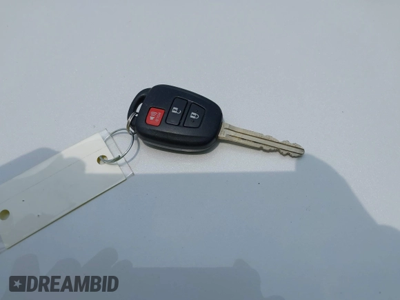 2017 Toyota RAV4 LE с VIN 2T3BFREVXHW647593, выставлен на аукционе IAAI как лот 42512350 с пробегом 120 448 миль миль и . История ставок и продаж доступна на DreamBid. Изображение 11.
