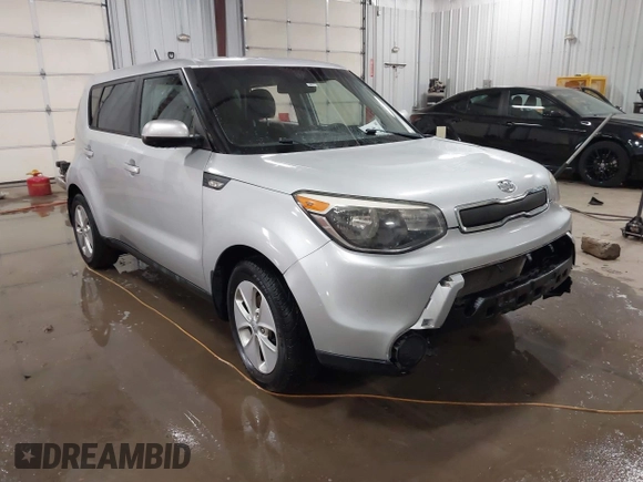 2014 Kia Soul with VIN KNDJN2A21E7701162, listed as a IAAI auction lot 41386456 with 111,992 mi miles. Bid and sale history available at carsss.com. Image 1.