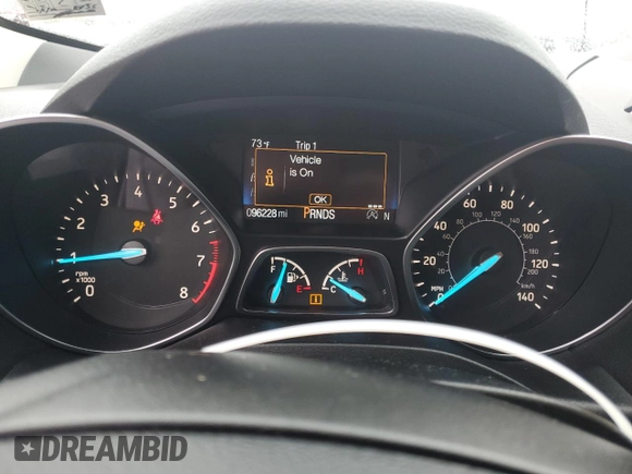 2018 Ford Escape SE z VIN 1FMCU9GD4JUA49819, wystawiony jako Copart lot #73023734 z przebiegiem 96 228 mil mil oraz Szkody całkowita. Historia ofert i sprzedaży dostępna na DreamBid. Obrazek 9.