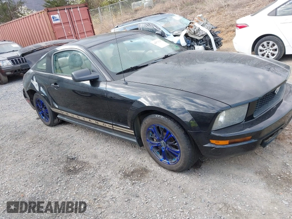 2006 Ford Mustang Standard with VIN 1ZVFT80N165264736, listed as a IAAI auction lot 41871329 with 144,304 mi miles. Bid and sale history available at carsss.com. Image 1.