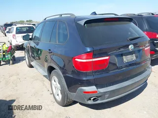 2008 BMW X5 3.0si with VIN 5UXFE43588L025702, listed as a IAAI auction lot 41705837 with 184,296 mi miles. Bid and sale history available at carsss.com. Image 3.