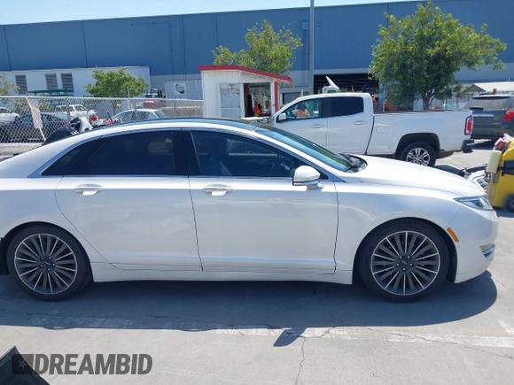 2015 Lincoln MKZ Hybrid with VIN 3LN6L2LU6FR614177, listed as a IAAI auction lot 42442715 with 171,460 mi miles and . Bid and sale history available at DreamBid. Image 14.