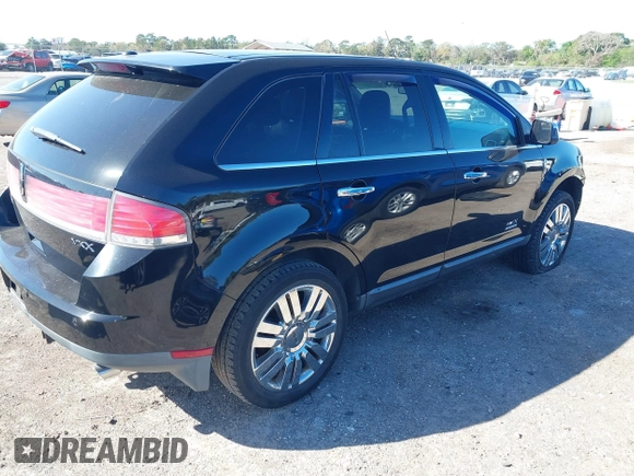 2009 Lincoln MKX z VIN 2LMDU68C29BJ05870, wystawiony jako IAAI lot #41732538 z przebiegiem 94 227 mil mil oraz . Historia ofert i sprzedaży dostępna na DreamBid. Obrazek 4.