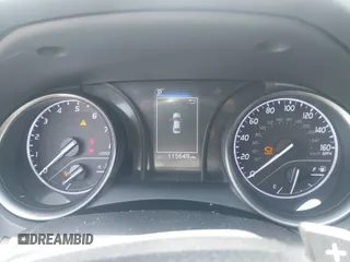 2022 Toyota Camry SE z VIN 4T1G11AK0NU057778, wystawiony jako IAAI lot #42094950 z przebiegiem 115 649 mil mil oraz . Historia ofert i sprzedaży dostępna na DreamBid. Obrazek 7.