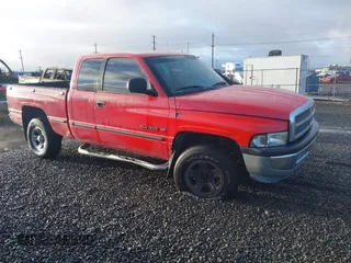 1998 Dodge 1500 with VIN 3B7HF13Z2WG157096, listed as a IAAI auction lot 41200751 with 157,125 mi miles and . Bid and sale history available at DreamBid. Image 1.