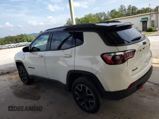 2019 Jeep Compass Trailhawk with VIN 3C4NJDDB6KT747940, listed as a Copart auction lot 55314575 with 73,507 mi miles and Clean Title. Bid and sale history available at DreamBid. Image 2.