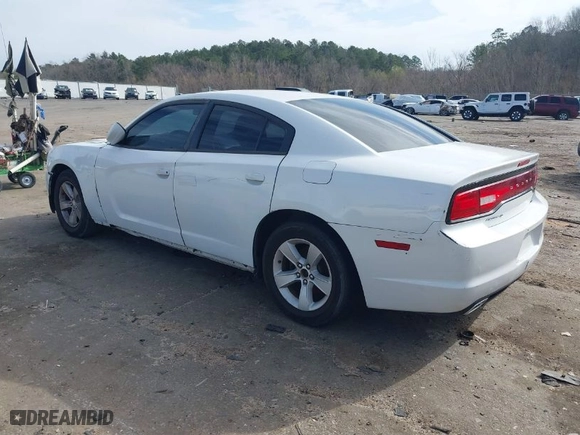 2014 Dodge Charger SE with VIN 2C3CDXBG5EH368413, listed as a IAAI auction lot 41738440 with NaN miles. Bid and sale history available at carsss.com. Image 3.