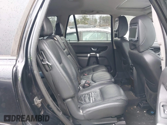 2011 Volvo XC90 I6 with VIN YV4952CZ0B1602518, listed as a IAAI auction lot 41451735 with 187,751 mi miles and . Bid and sale history available at DreamBid. Image 8.