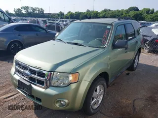 2008 Ford Escape XLT with VIN 1FMCU93188KA89855, listed as a IAAI auction lot 42581640 with 172,576 mi miles and . Bid and sale history available at DreamBid. Image 2.