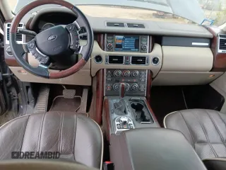 2011 Land Rover Range Rover HSE Lux z VIN SALMF1D42BA352103, wystawiony jako Copart lot #56767575 z przebiegiem 113 448 mil mil oraz Szkoda całkowita • Salvage title. Historia ofert i sprzedaży dostępna na DreamBid. Obrazek 8.
