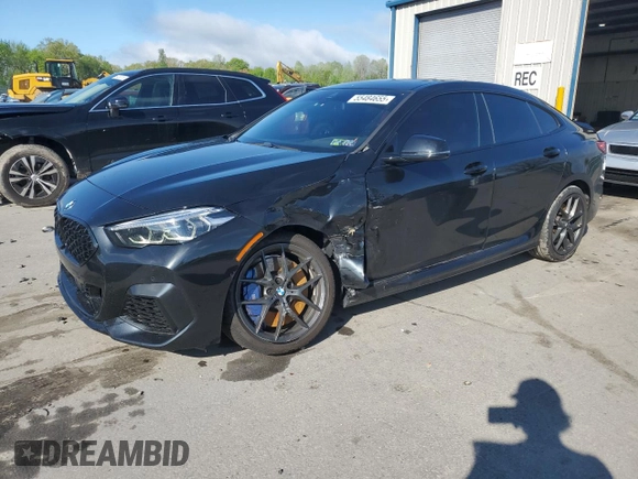 2021 BMW 2 Series M235i xDrive z VIN WBA13AL06M7G62370, wystawiony jako Copart lot #55484655 z przebiegiem 34 065 mil mil oraz Szkoda całkowita • Salvage title. Historia ofert i sprzedaży dostępna na DreamBid. Obrazek 1.