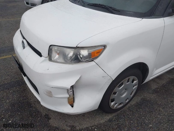 2015 Scion xB with VIN JTLZE4FE5FJ081202, listed as a IAAI auction lot 41803183 with NaN miles. Bid and sale history available at carsss.com. Image 17.