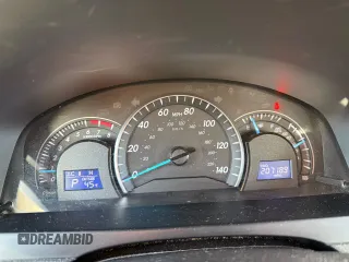 2015 Toyota Camry XLE with VIN 4T4BF1FK3FR447446, listed as a Copart auction lot 55267255 with 207,189 mi miles and Clean Title. Bid and sale history available at carsss.com. Image 8.