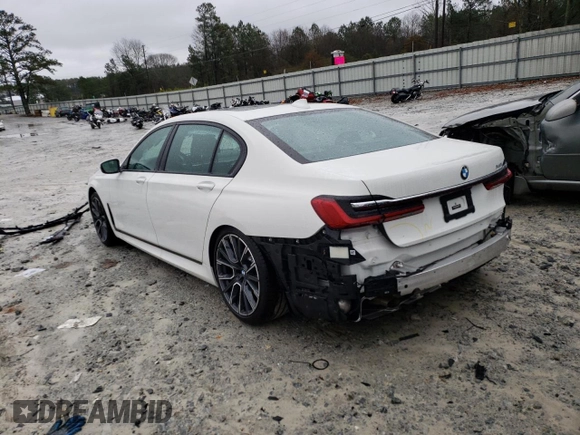 2020 BMW 7 Series 740i with VIN WBA7T2C09LGL18091, listed as a Copart auction lot 41369533 with 5,932 mi miles. Bid and sale history available at carsss.com. Image 2.