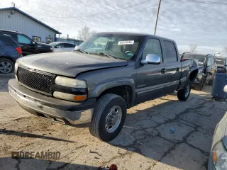 2002 Chevrolet Silverado 1500HD LS z VIN 1GCGC13U22F214756, wystawiony jako Copart lot #44574545 z przebiegiem 202 496 mil mil oraz Szkoda całkowita • Salvage title. Historia ofert i sprzedaży dostępna na DreamBid. Obrazek 1.