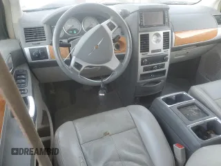 2009 Chrysler Town & Country Limited with VIN 2A8HR64X09R639431, listed as a Copart auction lot 82399994 with 194,597 mi miles and Salvage Title. Bid and sale history available at carsss.com. Image 8.