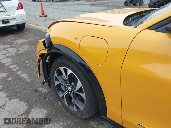 2023 Ford Mustang Mach-E Premium с VIN 3FMTK3SS2PMA49095, выставлен на аукционе IAAI как лот 42255255 с пробегом 23 307 миль миль и . История ставок и продаж доступна на DreamBid. Изображение 22.